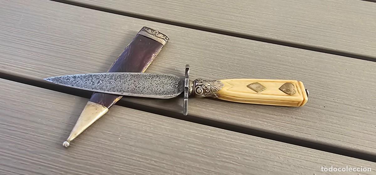 Militaria: Preciosa daga lujo plata hueso siglo XIX firmada