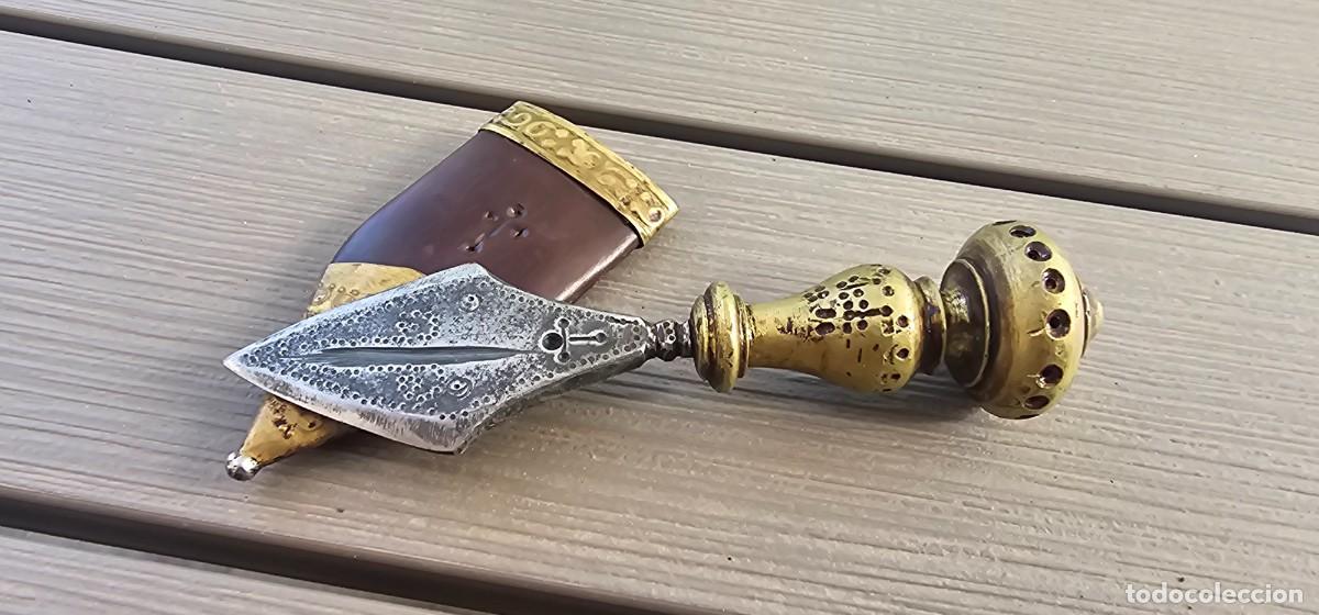 Militaria: Precioso peque&ntilde;o cuchillo espa&ntilde;ol buril siglo XIX