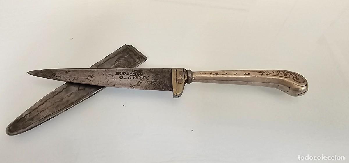 Militaria: Importante daga de plata siglo XIX