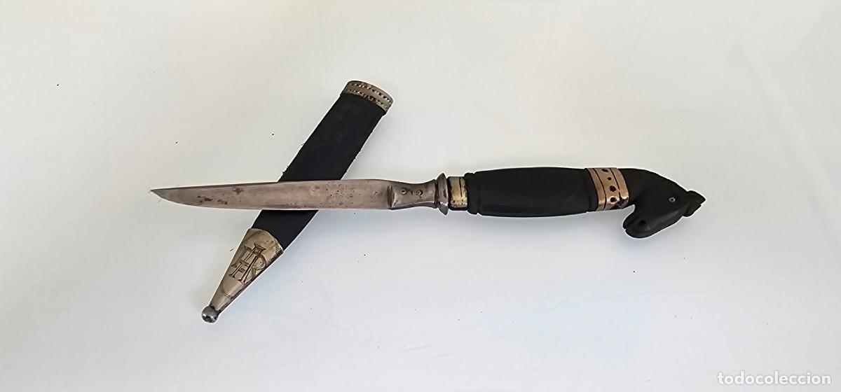 Militaria: Preciosa daga firmada plata siglo XIX