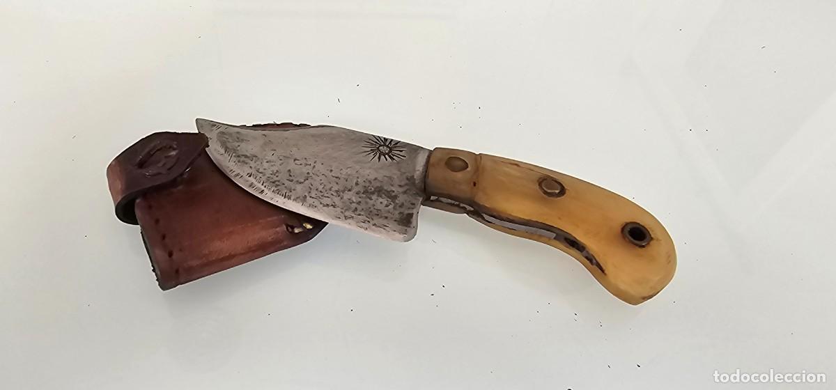 Militaria: Cuchillo corto capar siglo XIX XX
