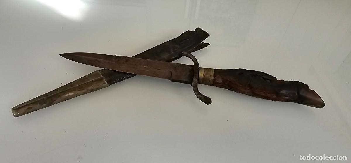 Militaria: antiguo cuchillo de caza
