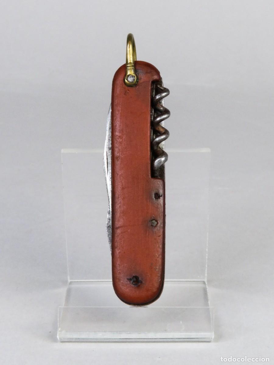 Militaria: Navaja multiusos con cachas de baquelita marr&oacute;n a&ntilde;os 30