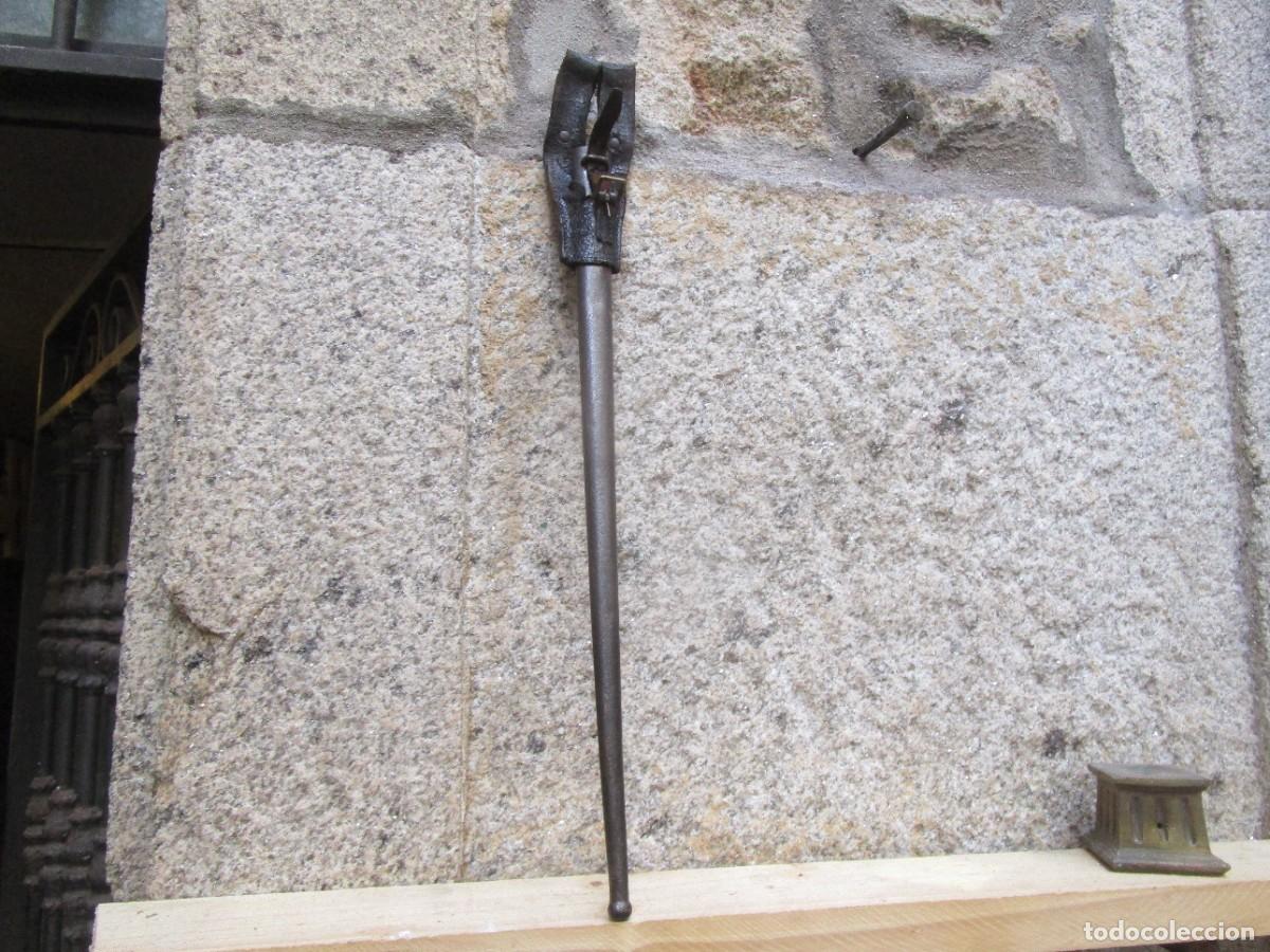 Militaria: VAINA DE BAYONETA FRANCESA &rdquo; LEBEL &rdquo; CON ATALAJE DE CUERO - BUENA CONSERVECI&Oacute;N, LIMPIA + INFO