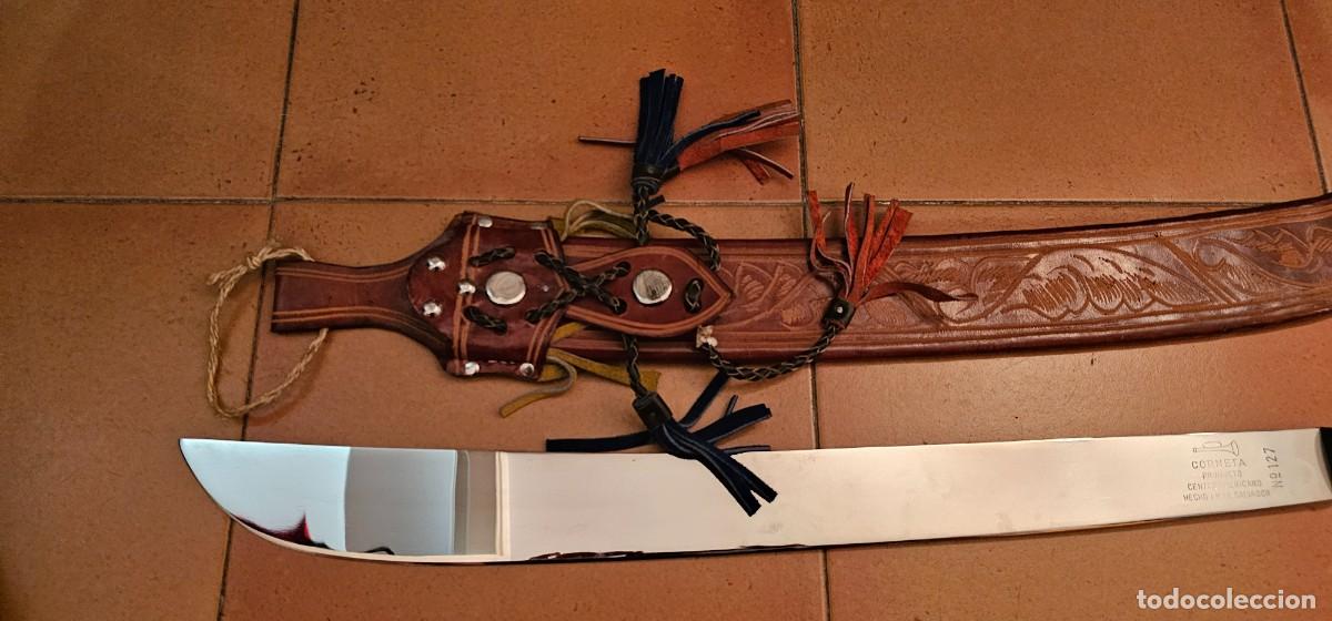 Militaria: Espectacular Machete enorme de El Salvador con funda