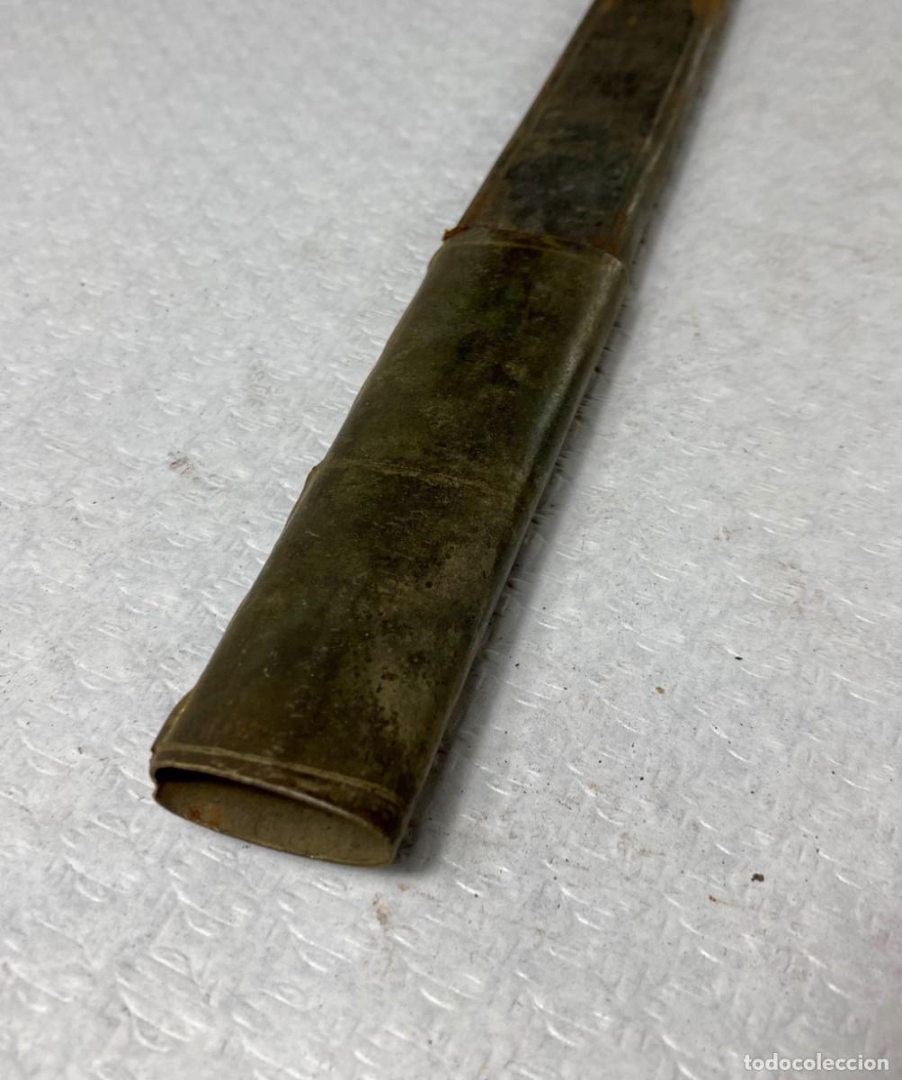 Militaria: VAINA de sable en cuero y alpaca Siglo XIX Original 81,5cm
