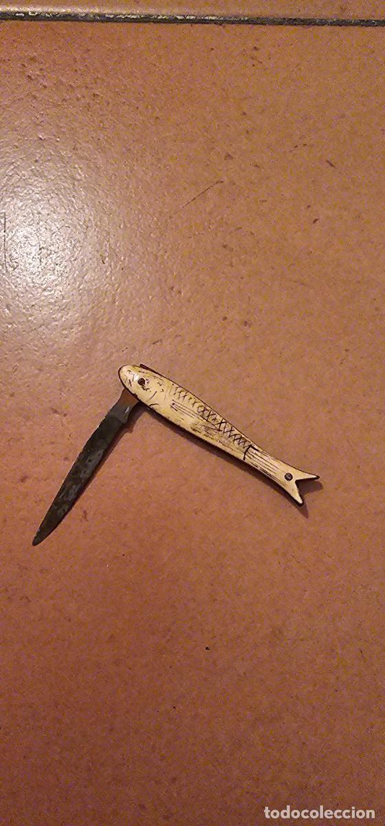 Militaria: Muy antigua navaja miniatura