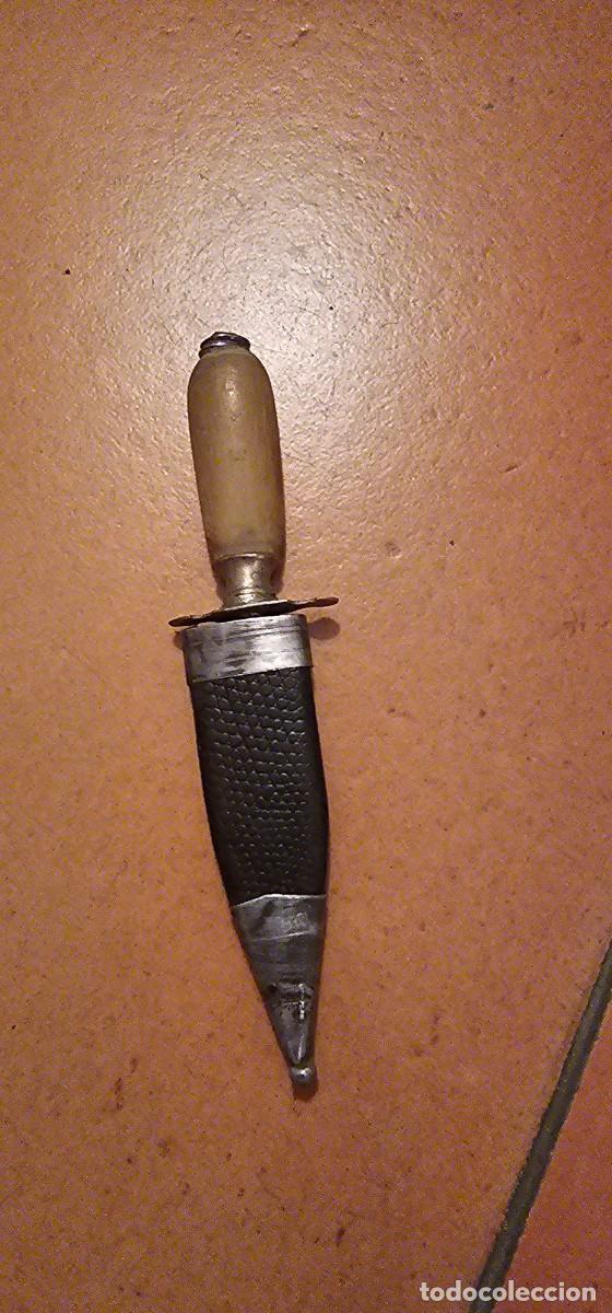 Militaria: Preciosa daga dama siglo XIX