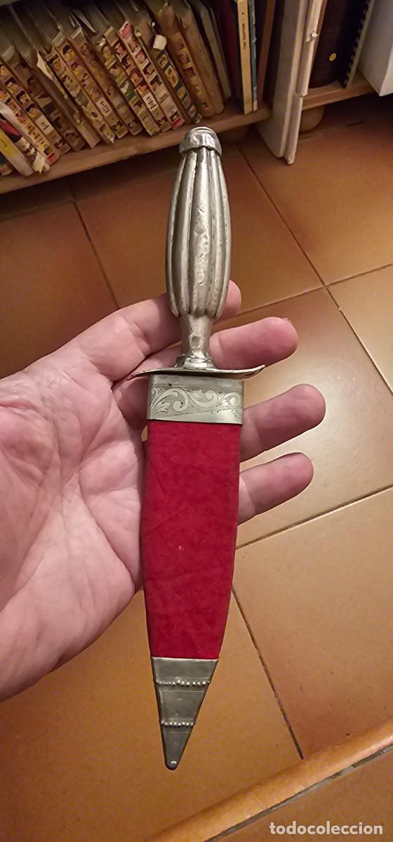 Militaria: Preciosa daga plata siglo XIX