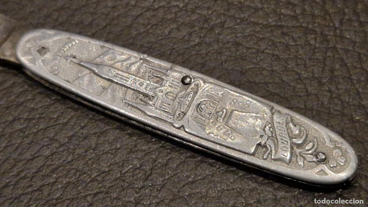 Militaria: Navaja antigua souvenir de. Lourdes