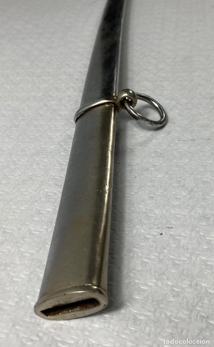 Militaria: VAINA de sable en acero niquelado Siglo XIX o inicios del XX Original 78,5cm