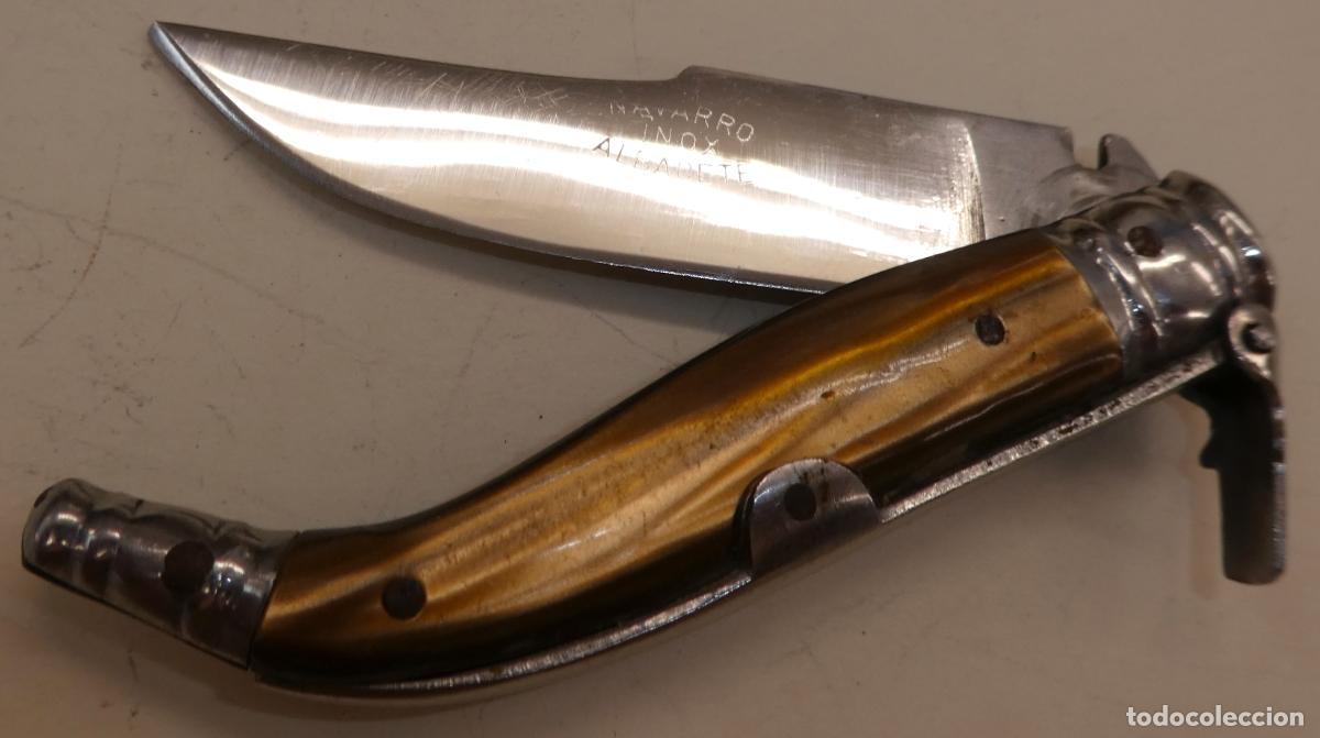 Militaria: Navaja de Navarro Albacete
