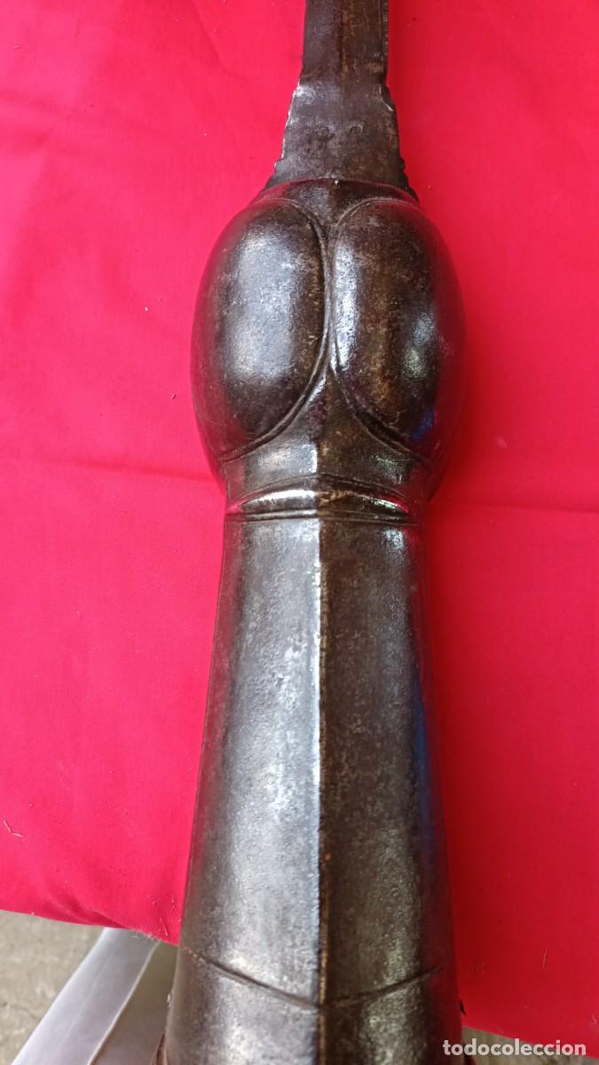 Militaria: Magn&iacute;fica espada indopersa siglo 17 a 18