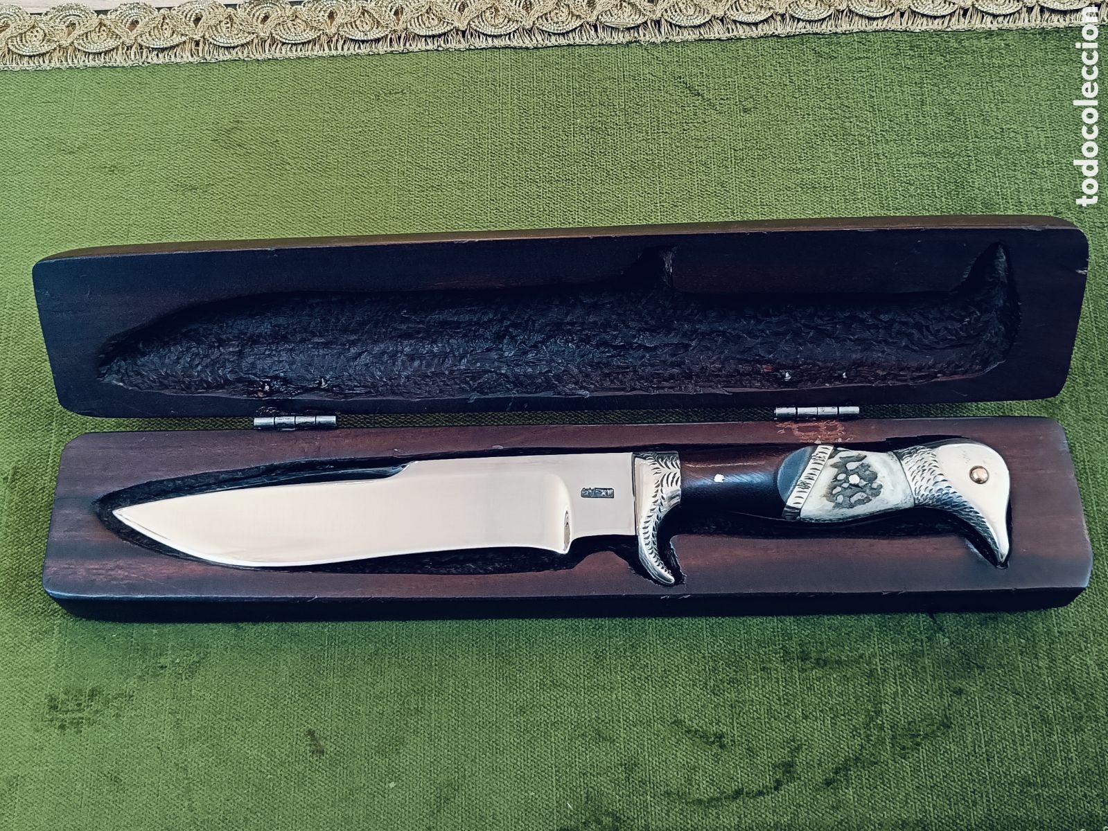 Militaria: EXCLUSIVO CUCHILLO ARTESANAL. JUAN RAMOS , VEGA Y FILA.ARGENTINA.CACHAS DE PLATA ,ORO MADERA Y ASTA