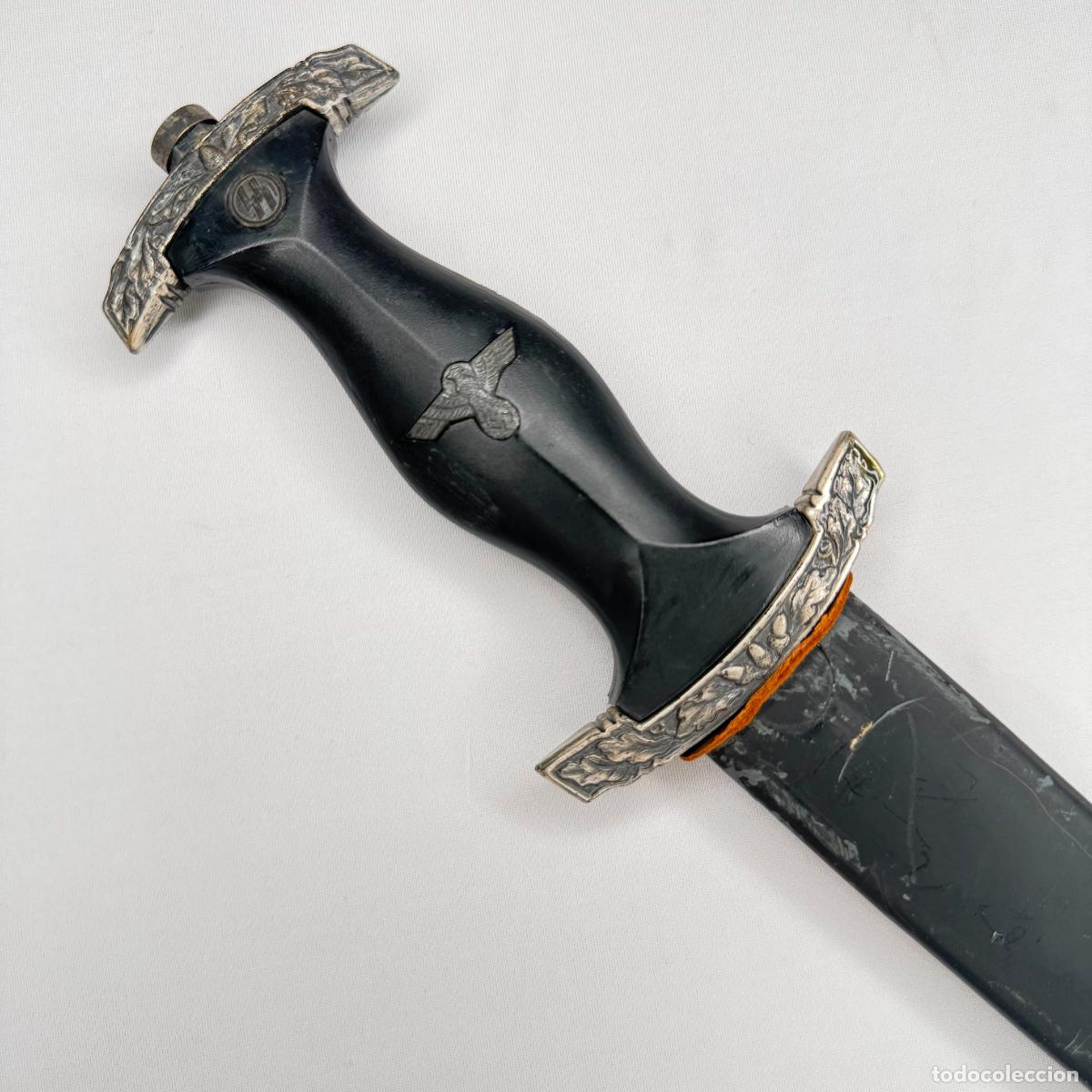 Militaria: Alemania III Reich. Daga de Honor de las SS. SS-Ehrendolch. Modelo 1936. Reproducci&oacute;n