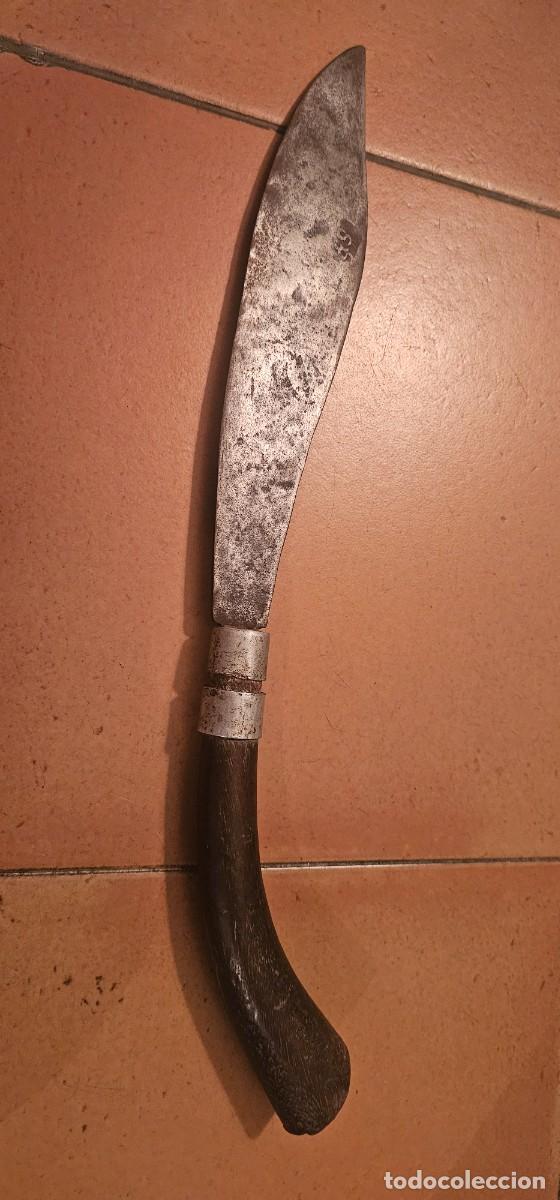 Militaria: Importante machete antiguo filipino