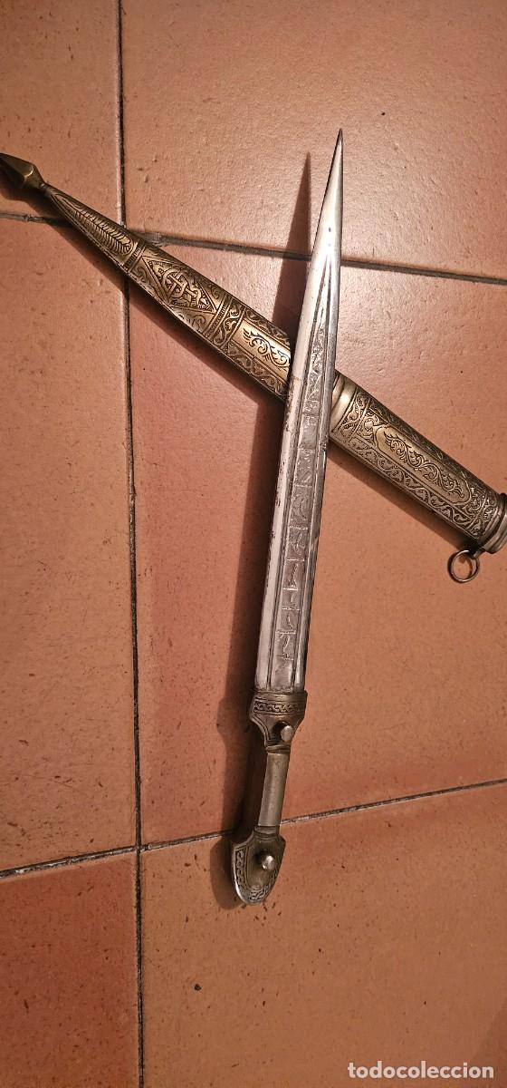 Militaria: Preciosa kindjal Caucasia antigua y muy trabajada
