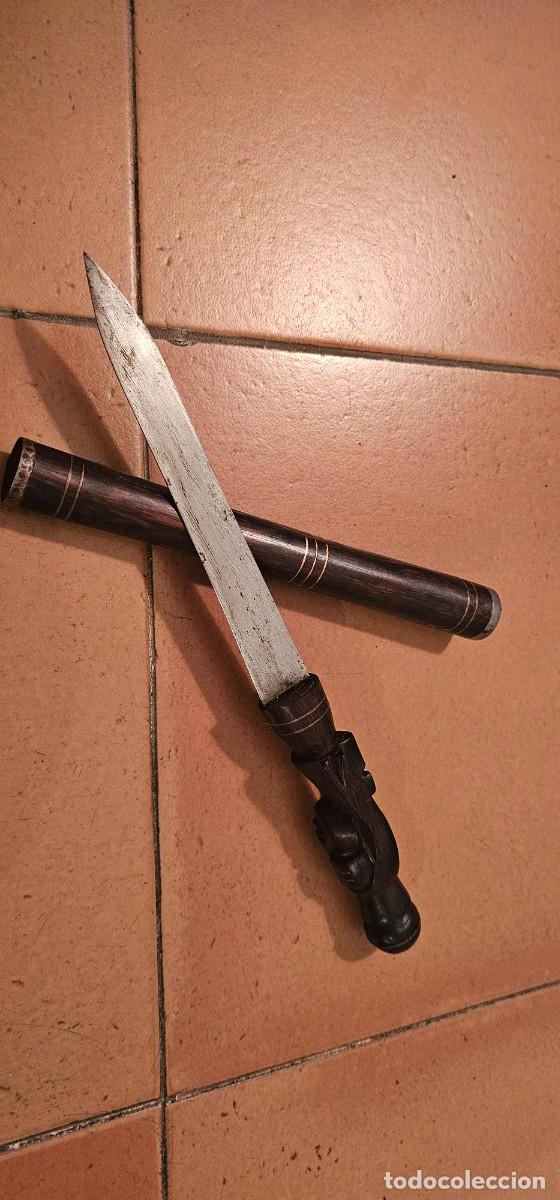 Militaria: Daga africana muy interesante y antigua