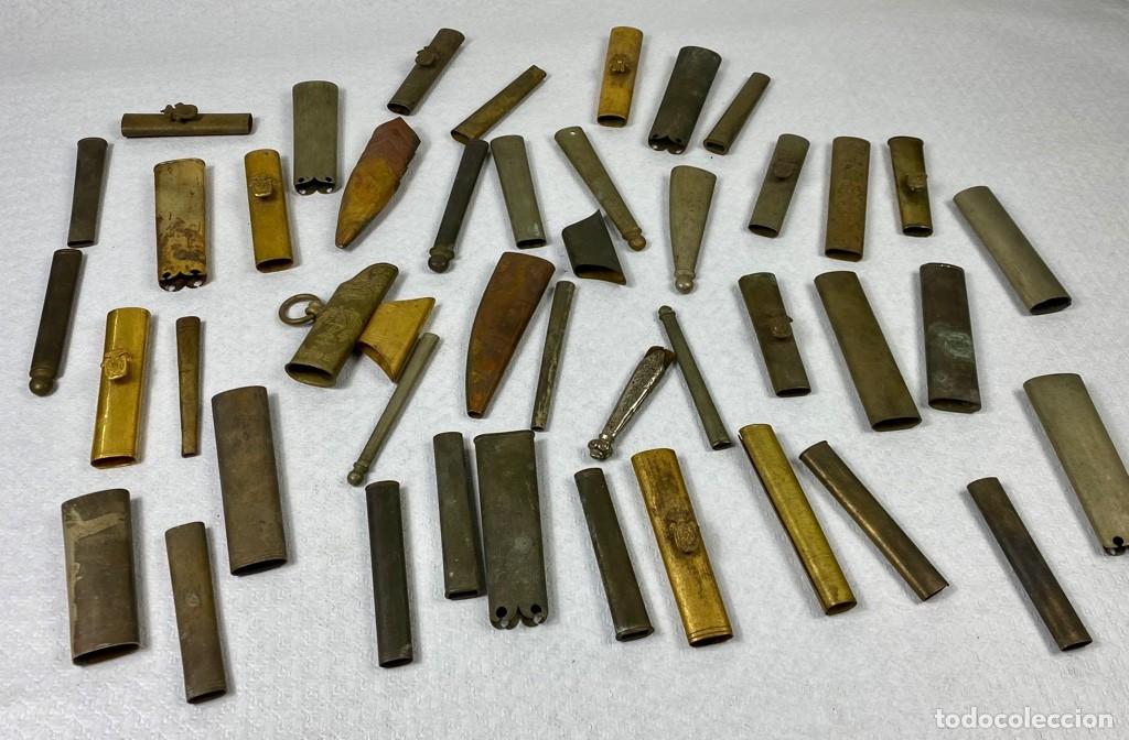 Militaria: Lote de 45 unidades surtidas de Brocal y contera para vaina de cuero de espada Siglo XIX Original 3