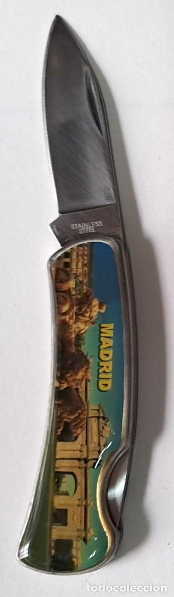Militaria: SOUVENIR DE MADRID, NAVAJA PEQUE&Ntilde;A PEGABLE CON IMAGEN EN EL MANGO. NAVASOU-03 ,10