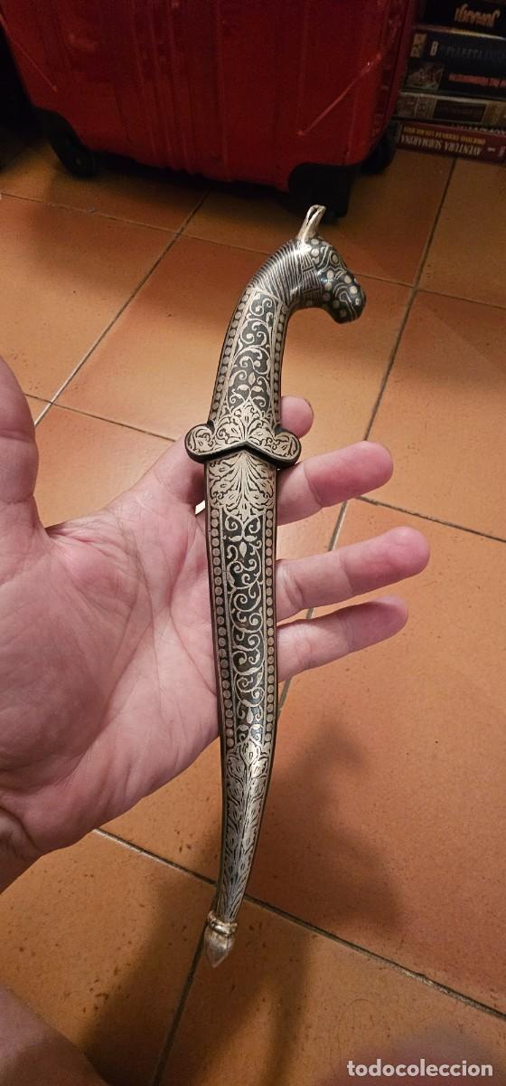 Militaria: Preciosa daga indopersa muy antigua