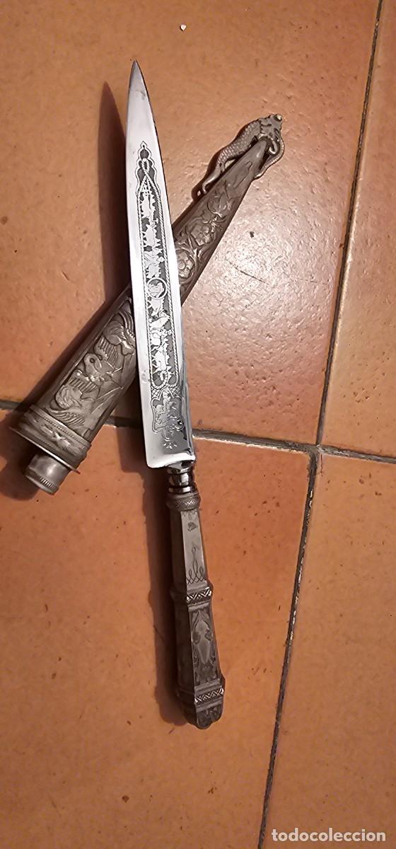Militaria: Precioso cuchillo argentino plata o similar muy trabajado