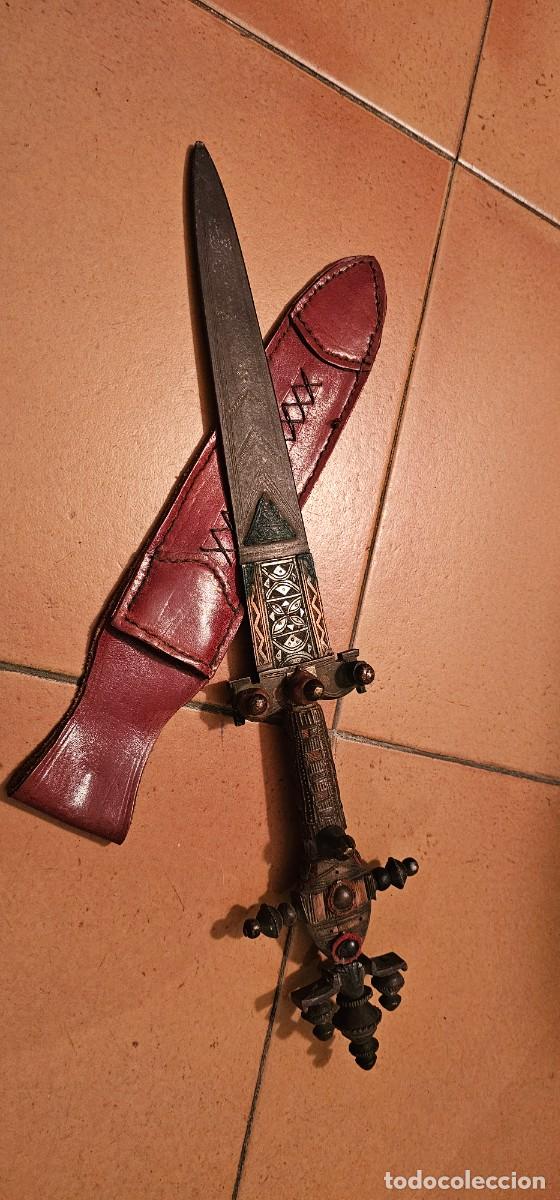 Militaria: Gran daga bereber mezcla metales muy trabajada antigua