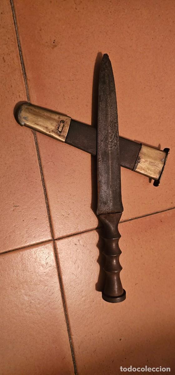 Militaria: Precioso cuchillo espa&ntilde;ol grabado siglo XIX