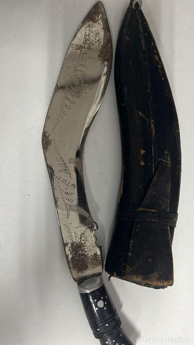 Militaria: CUCHILLO KUKRI NEPALI ANTIGUO DECORADO