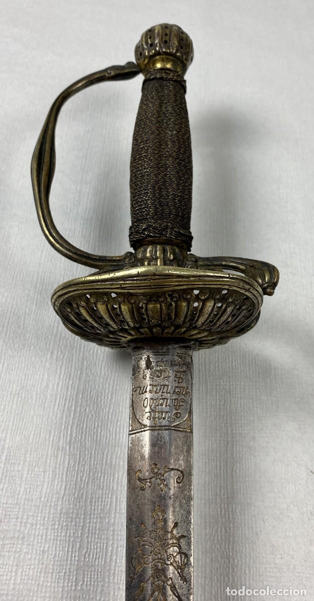 Militaria: ESPADA DE CE&Ntilde;IR OFICIAL DE LA ARMADA SXVIII ESPA&Ntilde;A CONCHAS AFRANCESADA