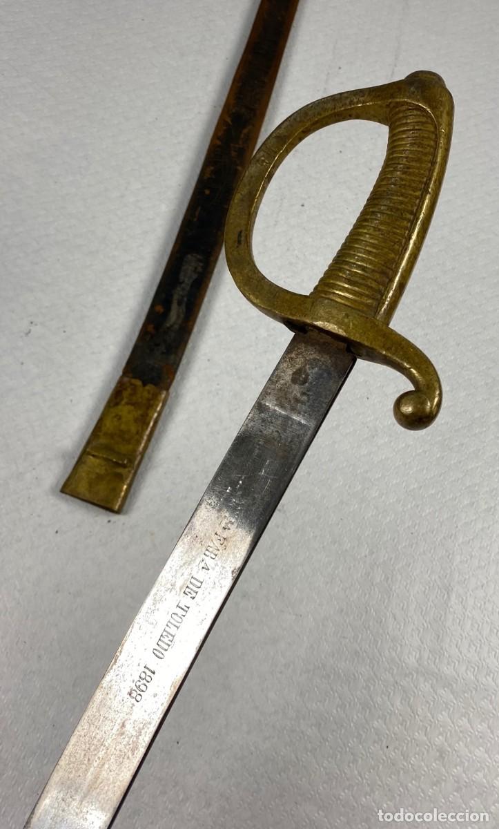 Militaria: SABLE BRIQUET ESPA&Ntilde;A SARGENTOS DE A PIE ARTILLER&Iacute;A F&Aacute;BRICA DE TOLEDO 1898 COMPLETO CON SU VAINA Y EN