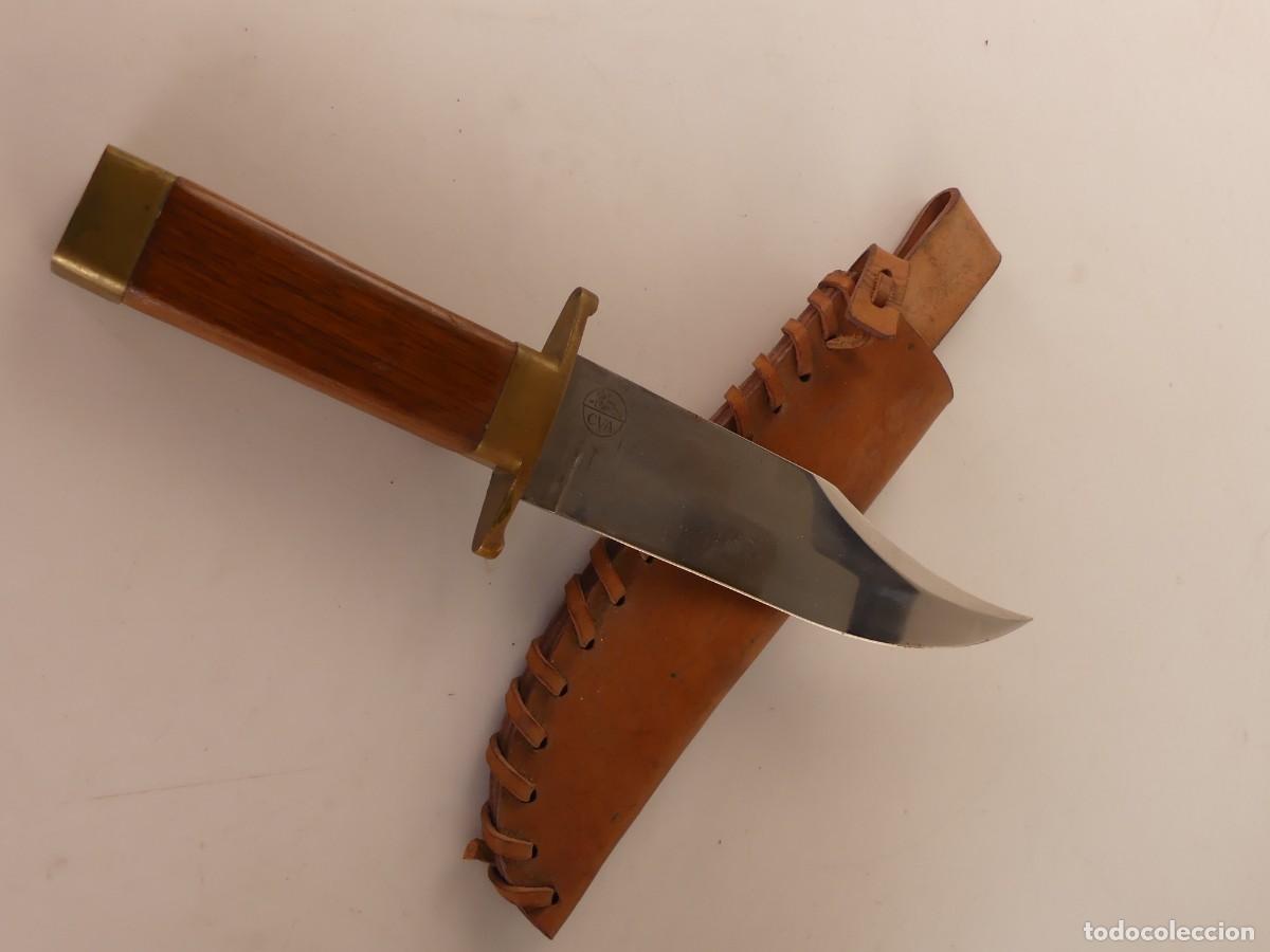 Military Antiques: BONITA NAVAJA CACHAS DE MEDERA Y LATON CON FUNDA