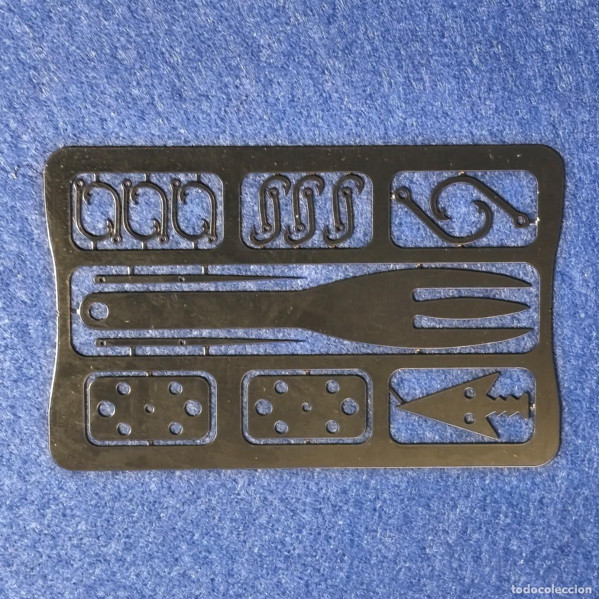 Militaria: KIT METALICO DE SUPERVIVENCIA. TENEDOR, FLECHA,AGUJAS, ANZUELOS....ETC. ACERO INOXIDABLE PAVONADO