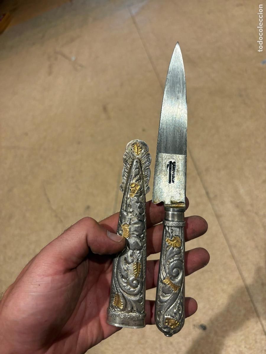 Militaria: CUCHILLO FACON ARGENTINO firmado REALIZADO EN PLATA Y CON DETALLES EN ORO, GRABADA LA EMPU&Ntilde;ADURA