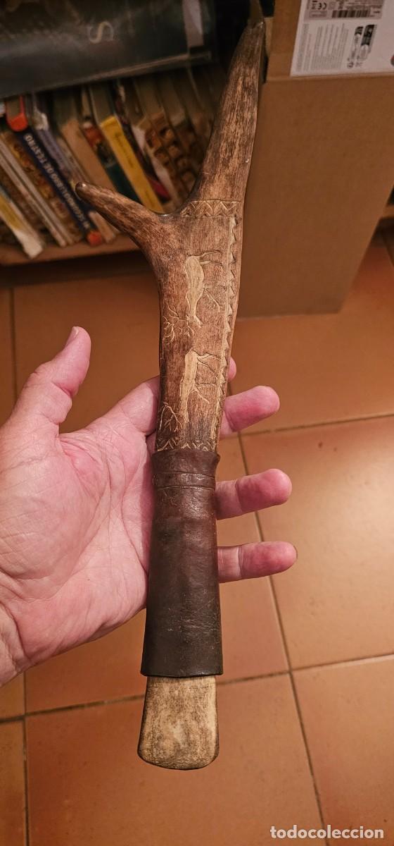 Militaria: Precioso pukko finlandes antiguo tallado