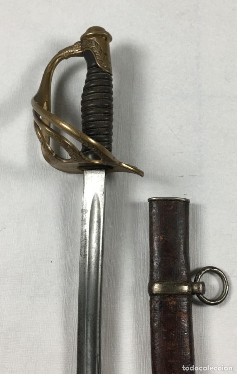 Militaria: Sable Francia de oficial de Caballer&iacute;a Ligera modelo 1822 82 fechada 1889