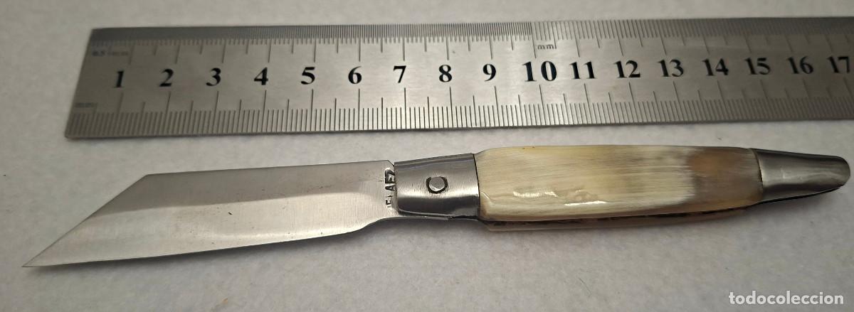 Militaria: Navaja santacruce&ntilde;a Andres Pelaez