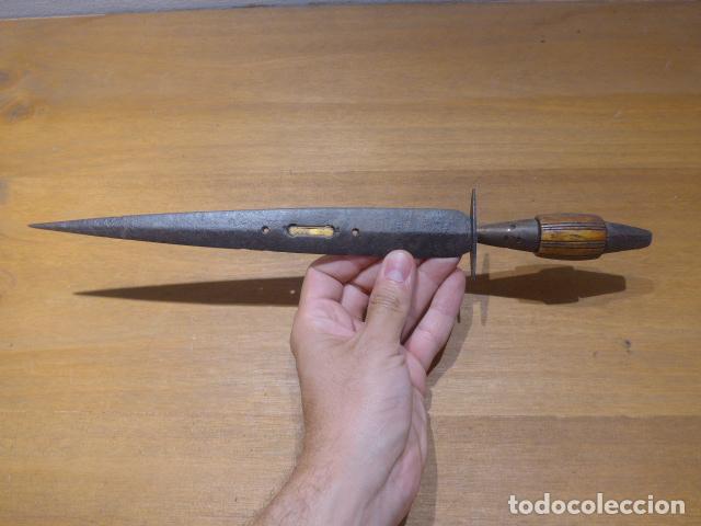 Militaria: Antiguo cuchillo espa&ntilde;ol de albacete, tipo alcazar, original del siglo XIX o principios s.XX