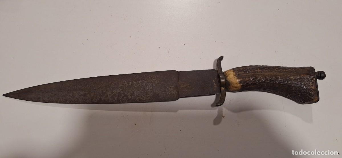 Military Antiques: Gran cuchillo de caza o militar.
