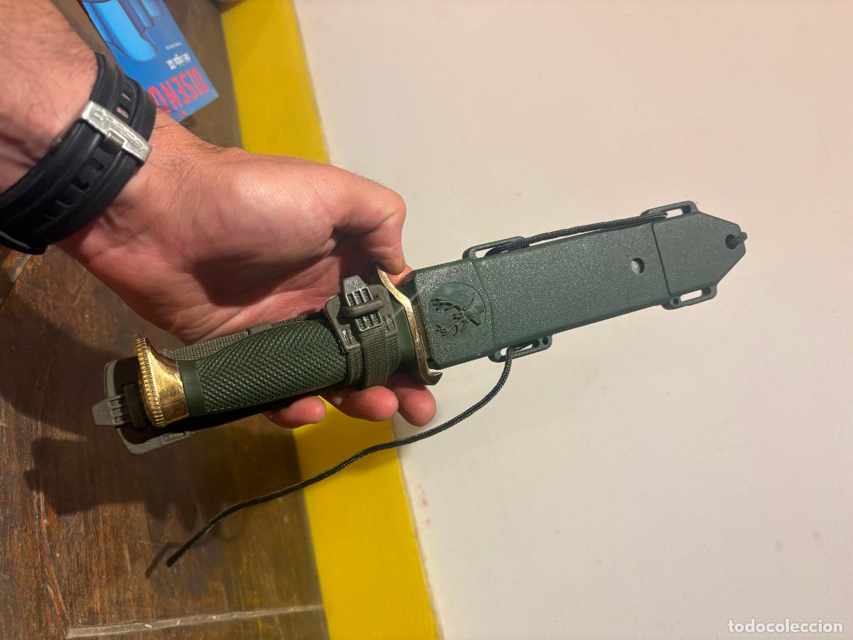Militaria: Pu&ntilde;al Aitor oso blanco 50 aniversario creo que nunca usado