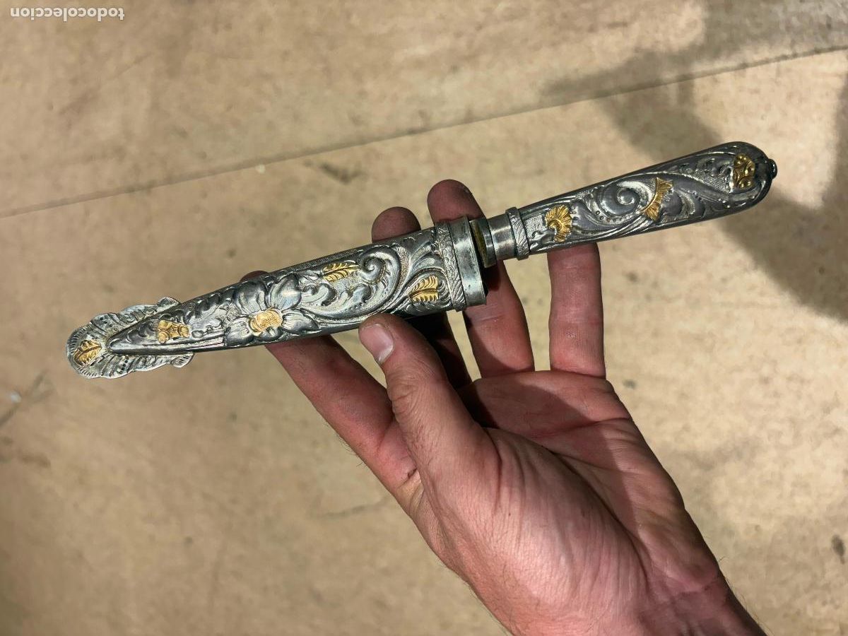 Militaria: CUCHILLO FACON ARGENTINO firmado hoja REALIZADO EN PLATA Y CON DETALLES EN ORO GRABADA EMPU&Ntilde;ADURA