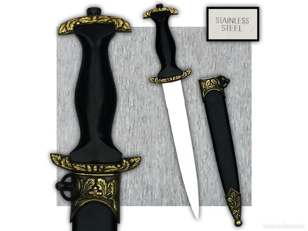 Militaria: SUPERBE DAGE DE COLLECTION - INOX - GARNITURE GRAV&Eacute;E - REPRO