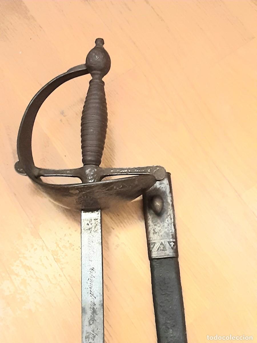 Militaria: Rar&iacute;sima Espada Sable Espa&ntilde;ol del Real Cuerpo de Guardias Reales Alabarderos de Isabel II. A&ntilde;o 1.848