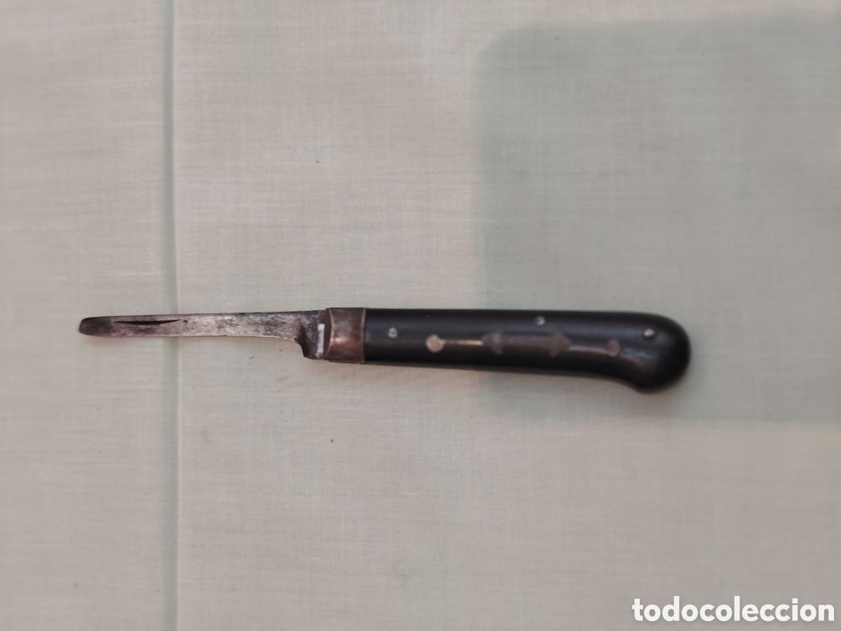 Militaria: Bonita y Antigua navaja