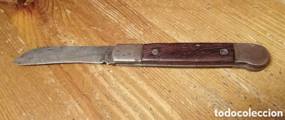 Militaria: Antigua navaja BUSTOS (env&iacute;o solo para Canarias)
