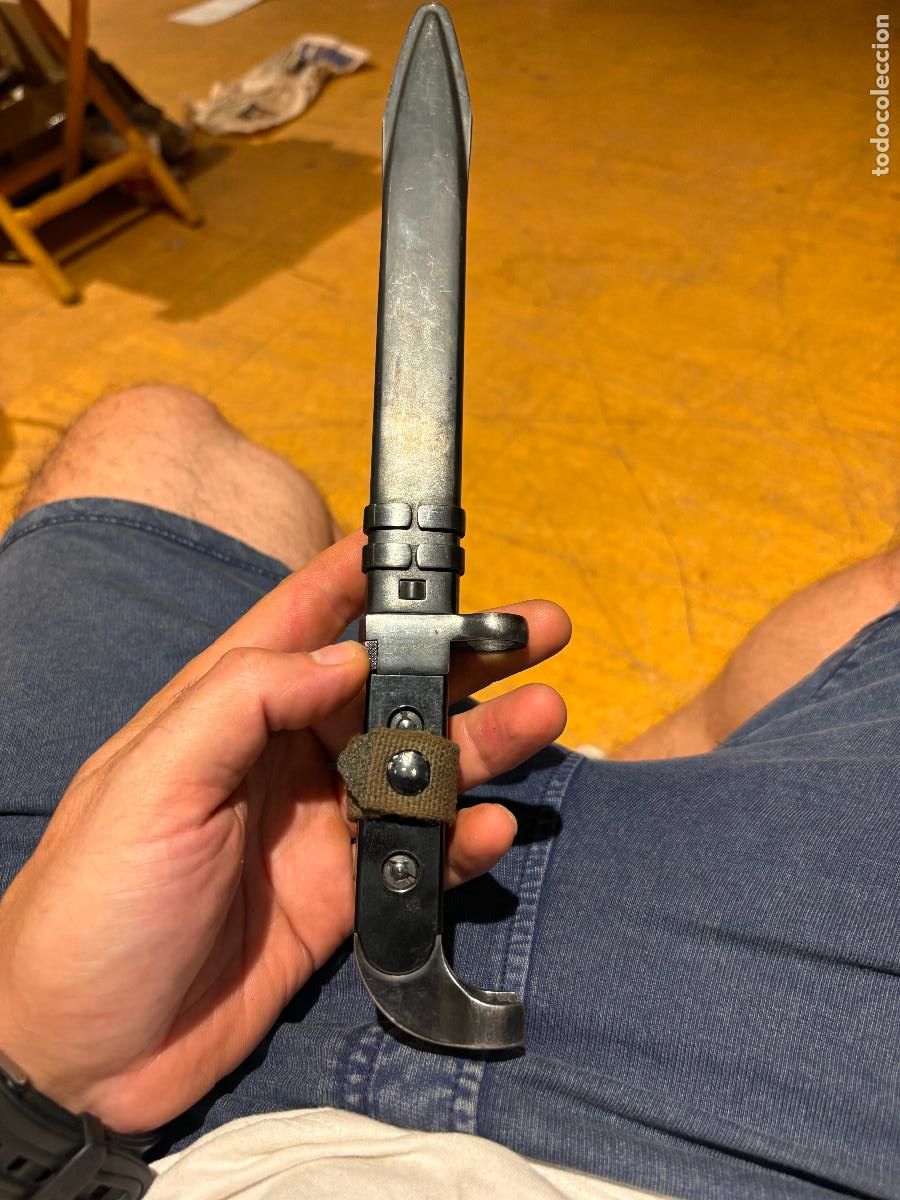 Militaria: Bayoneta ak47 marcada numerada