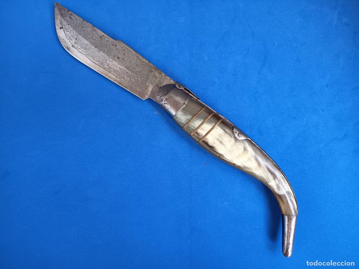 Militaria: Navaja antigua de santa cruz de mudela