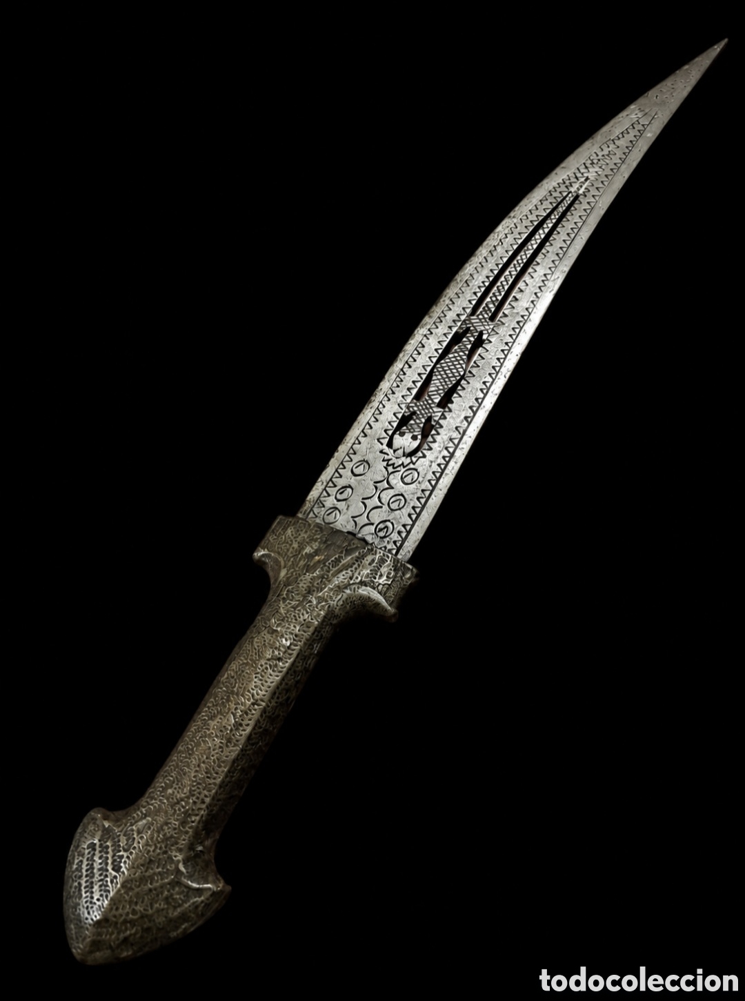 Military Antiques: Cuchillo espada de 51 cms republica del Congo finales siglo XIX pueblo Azade o Mangbetu