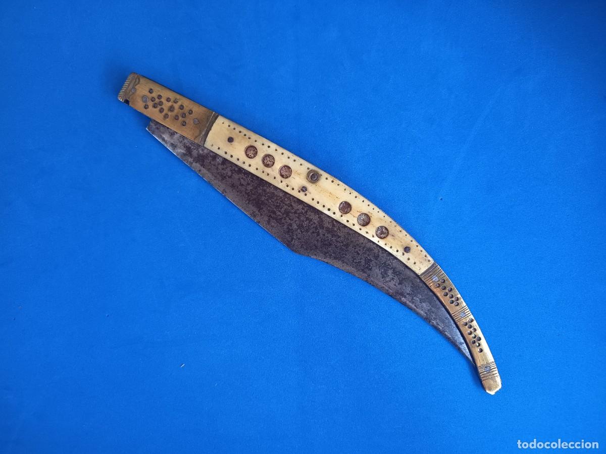 Militaria: Navaja antigua de espejillos siglo XIX