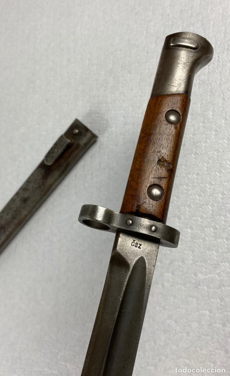 Militaria: Bayoneta checoslovaca modelo VZ23 LARGA para el fusil sistema Mauser 98-22 marcaje Z